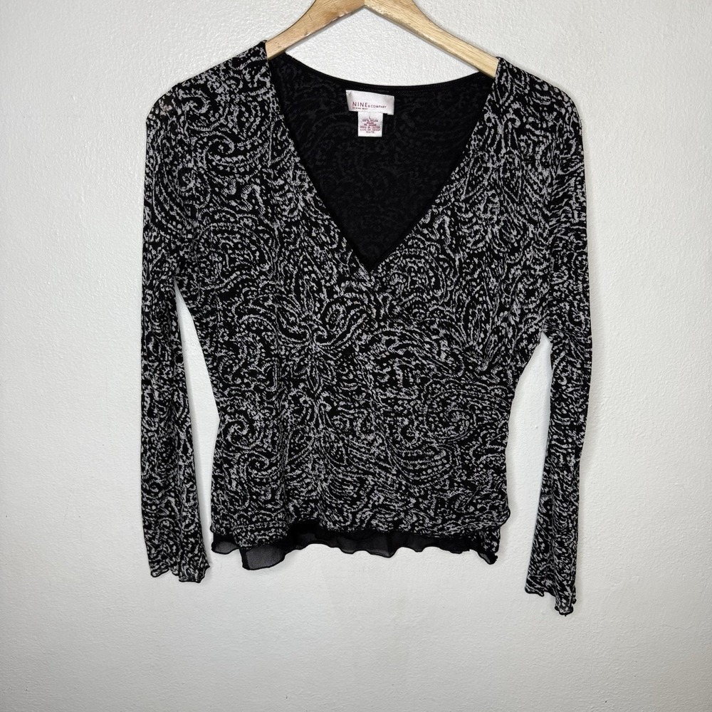 Nine West Y2K Black White Long Sheer Sleeve Ruffle Hem Top Mesh Women's Large